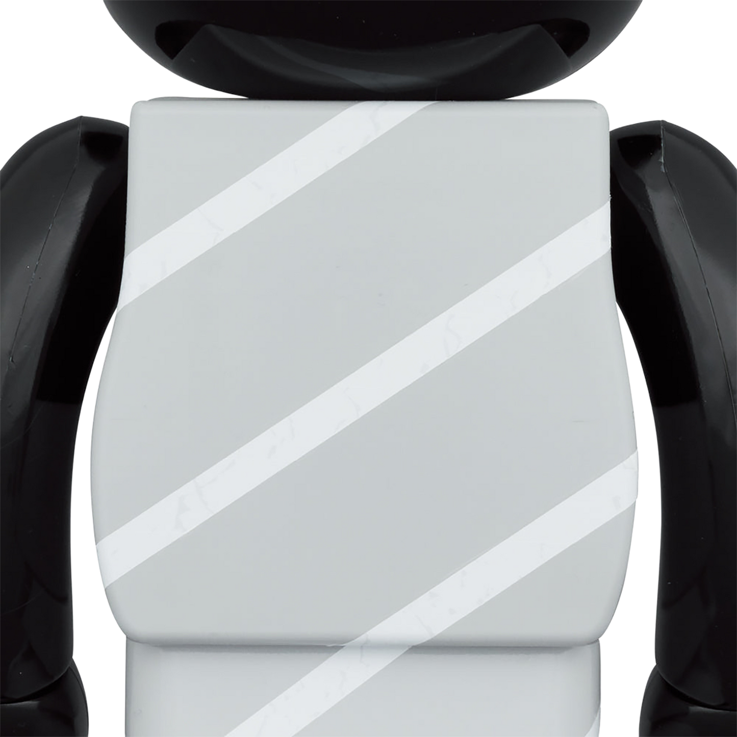 BE@RBRICK HAT AND PONCHO MICKEY 1000%《Planned to be shipped in late July 2023 / Orders can be placed until January 10th》