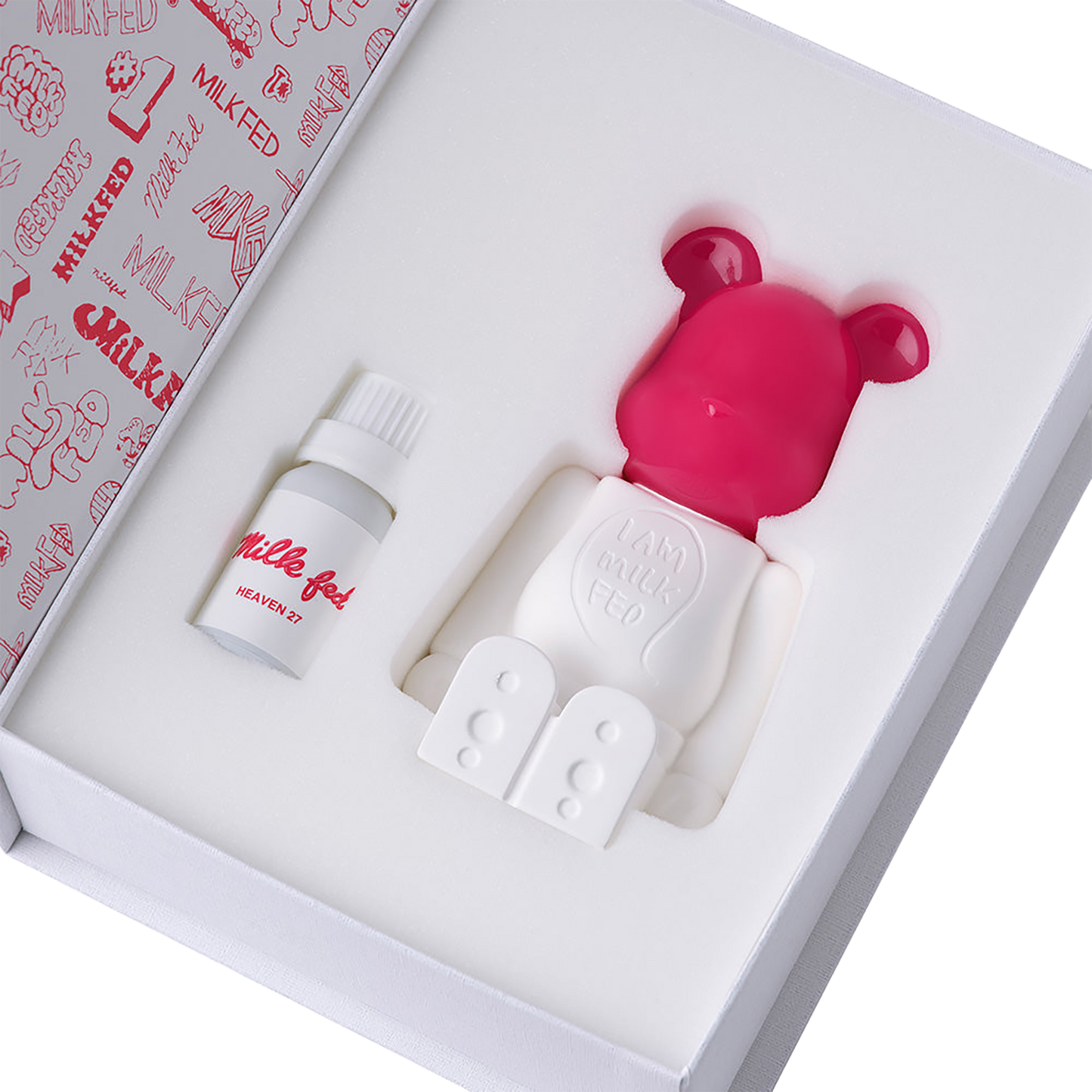BE@RBRICK 芳香装饰品 No.27 牛奶喂养。