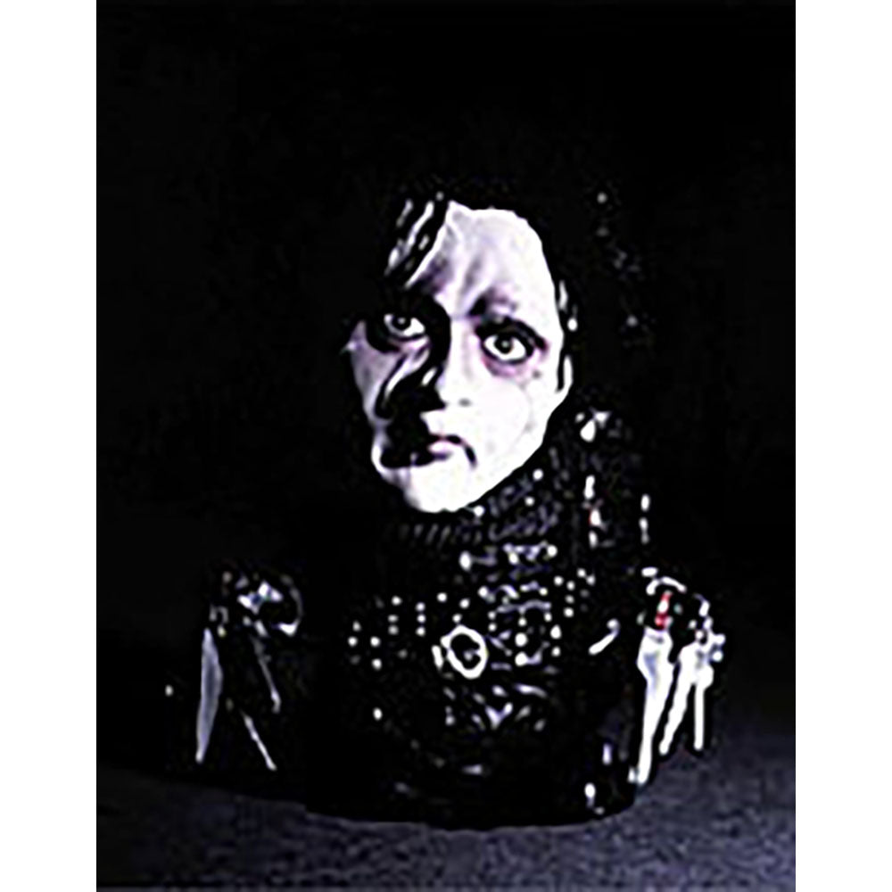 edward SCISSORHANDS_0