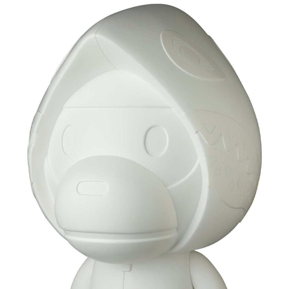 BABY MILO(R) SHARK HOODIE STATUE