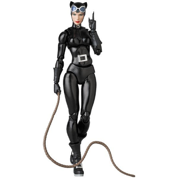 再販売のお知らせ(MAFEX CATWOMAN（HUSH Ver.）、MAFEX BATMAN （TDKR:The Dark Knight Triumphant）) 12月26日(金)より