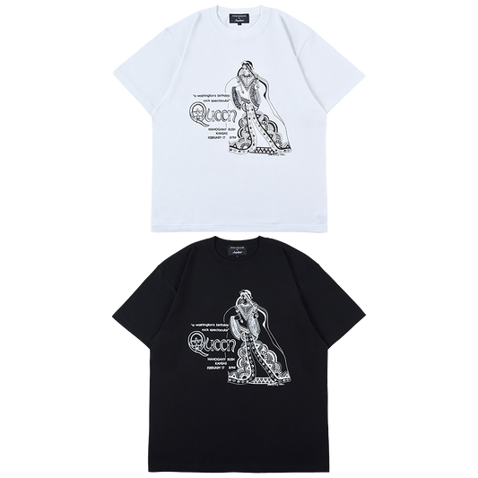 International by Amplifier “Queen” “Poster” T-SHIRT《2026年7月発売・発送予定 受注期間は5月17日まで》