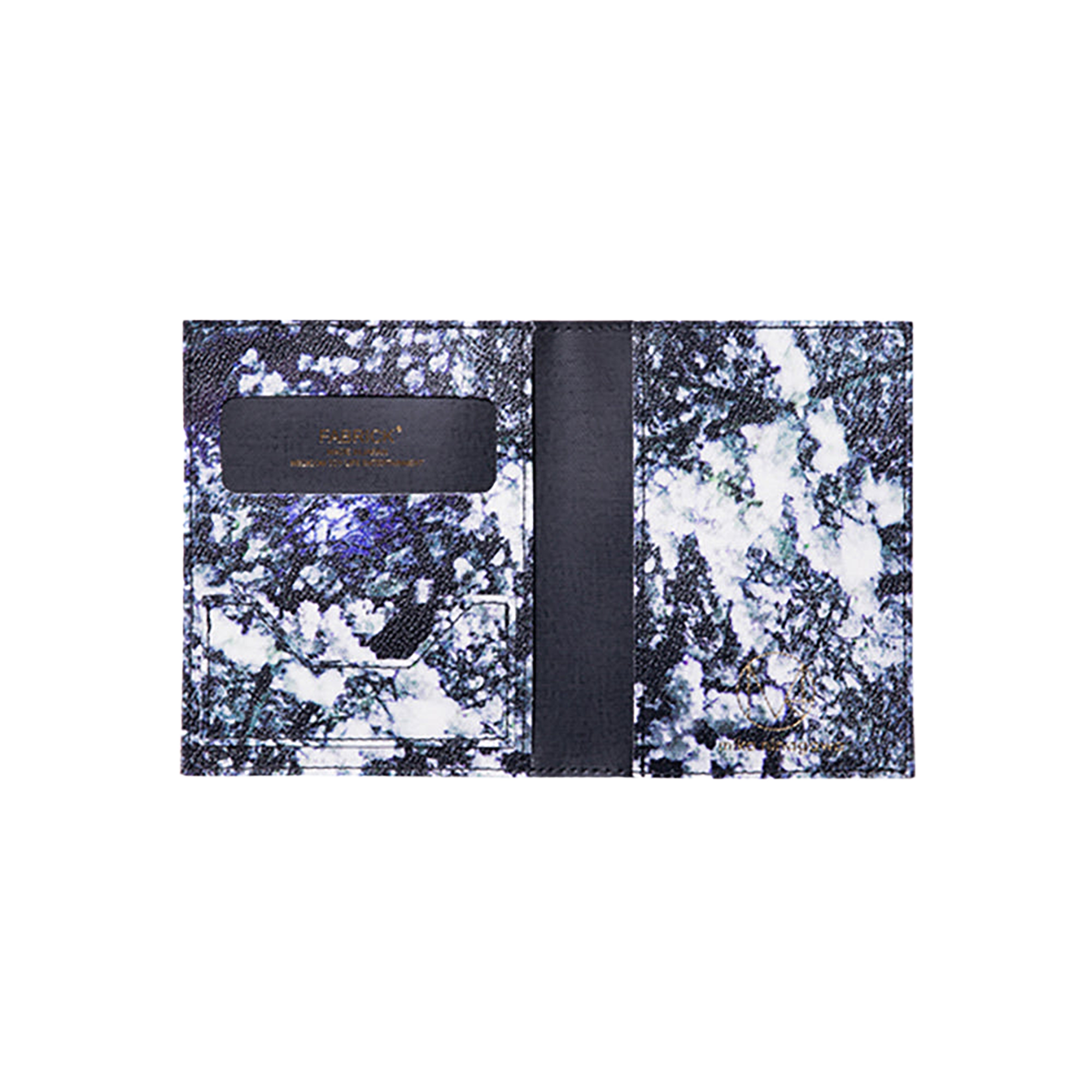MLE M / mika ninagawa シリーズ『YOSAKURA』 PASSPORT CASE