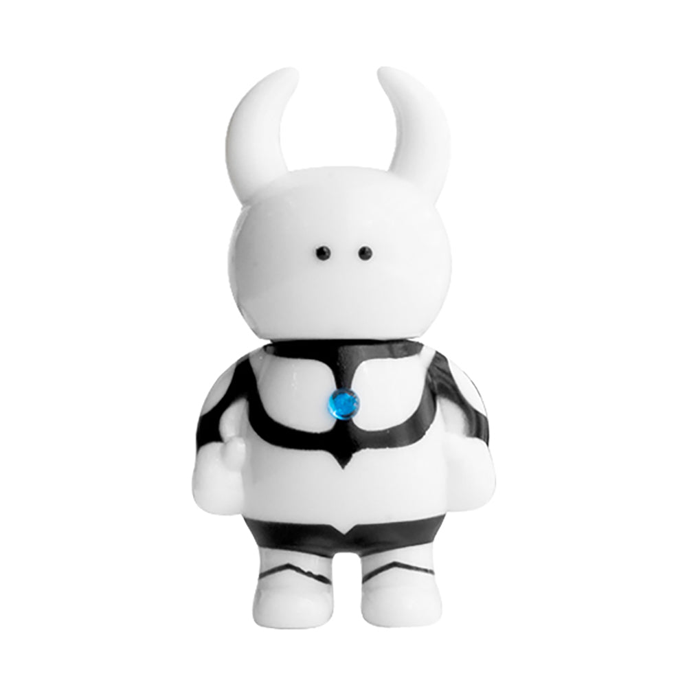 ULTRA UAMOU BLACK×WHITE_0