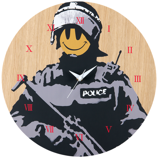 KARIMOKU 制作的挂钟“防暴警察”