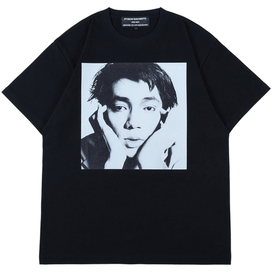 MLE Ryuichi Sakamoto "B-2 Unit" TEE《Planned to be shipped in late December 2025 / Order period is until September 27》
