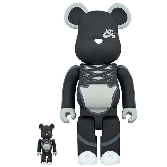 BE@RBRICK NIKE SB BLACK 100％ & 400％