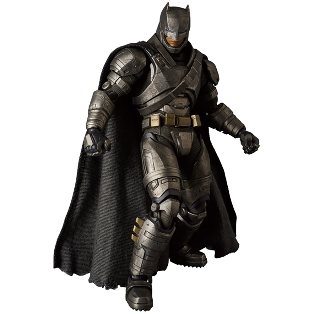 MAFEX ARMORED BATMAN（TM）_3