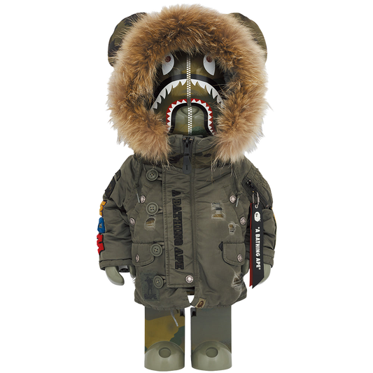 BE@RBRICK BAPE(R) × 阿尔法迷彩鲨鱼 2023 1000%