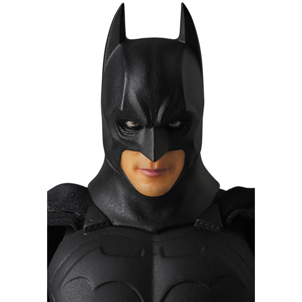 MAFEX BATMAN(TM) BEGINS SUIT_4