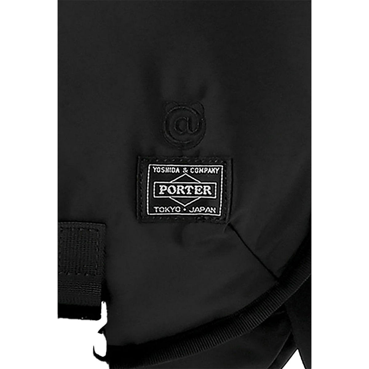 「PORTER × BE@RBRICK」 BLACK／REFLECTIVE MESSENGER BAG