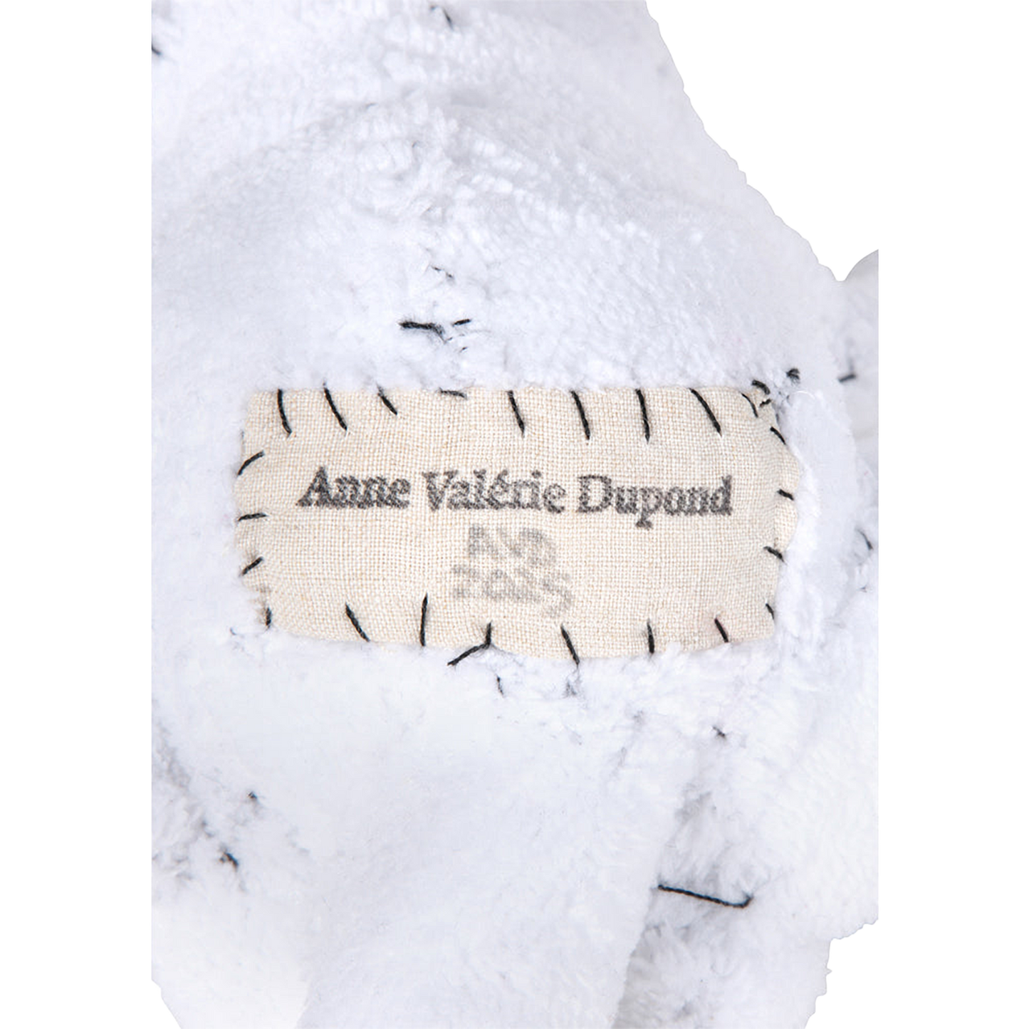 #051 Anne Valerie Dupond Blanche