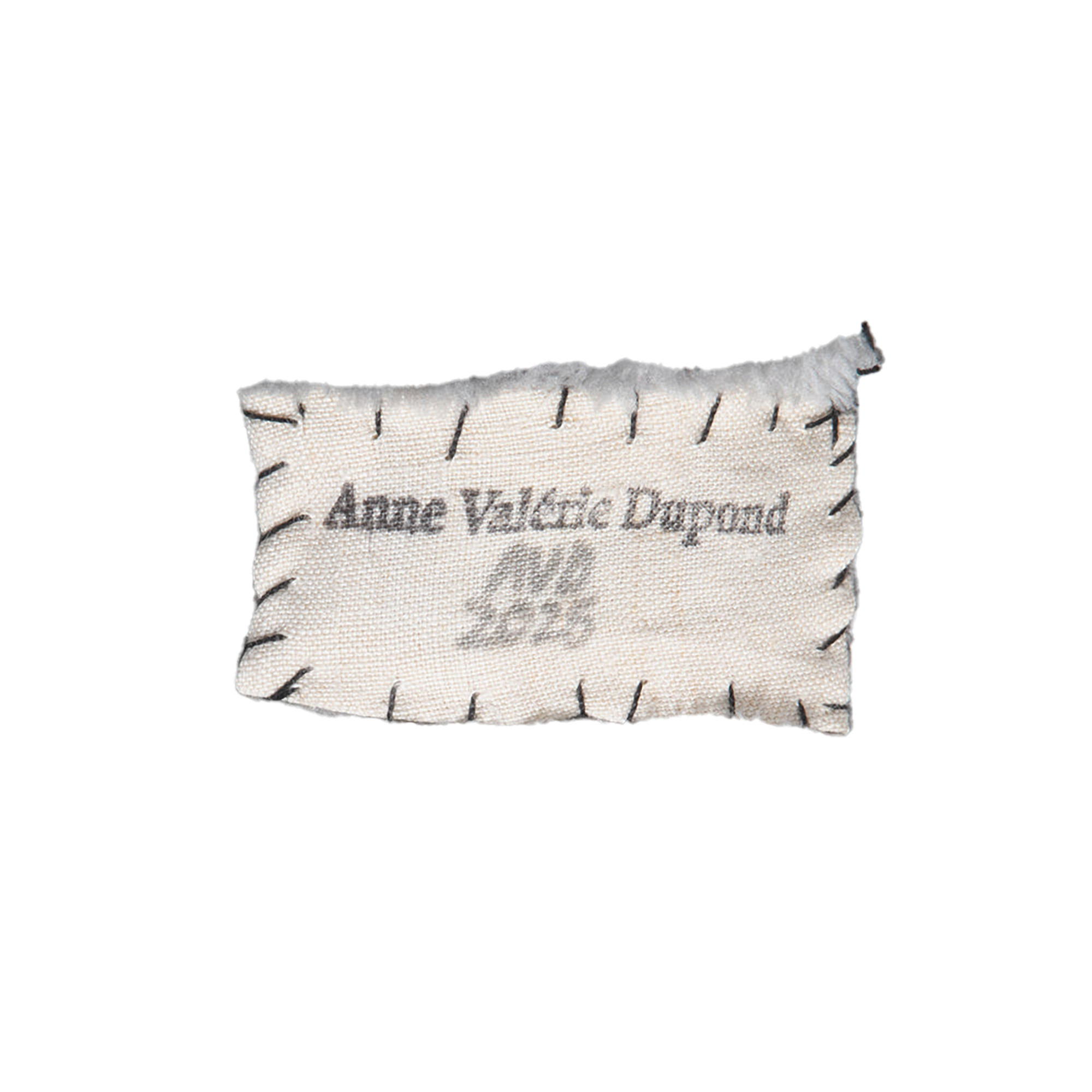 #044 Anne Valerie Dupond Barnabe