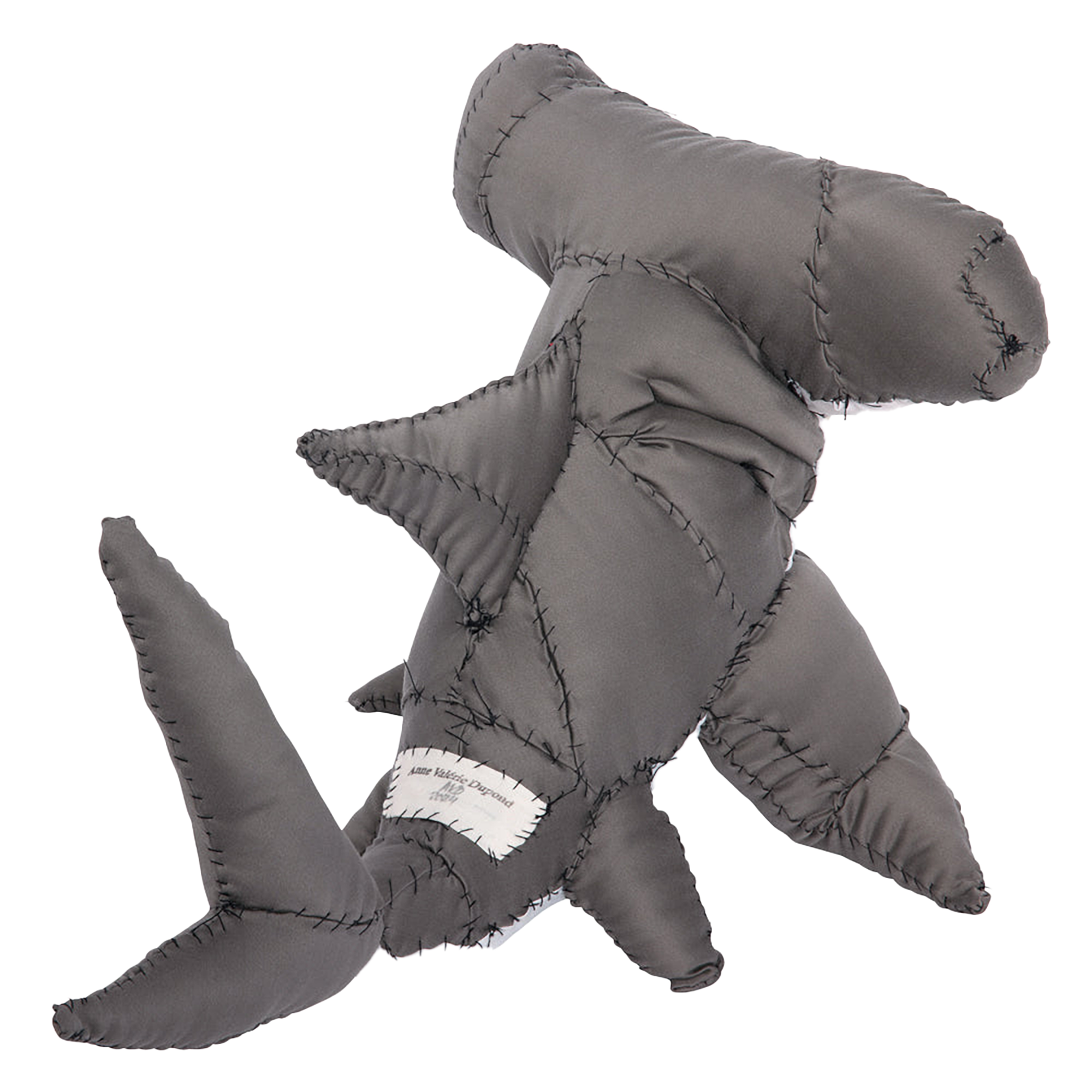 #025 Anne Valerie Dupond Margaux la requin marteau