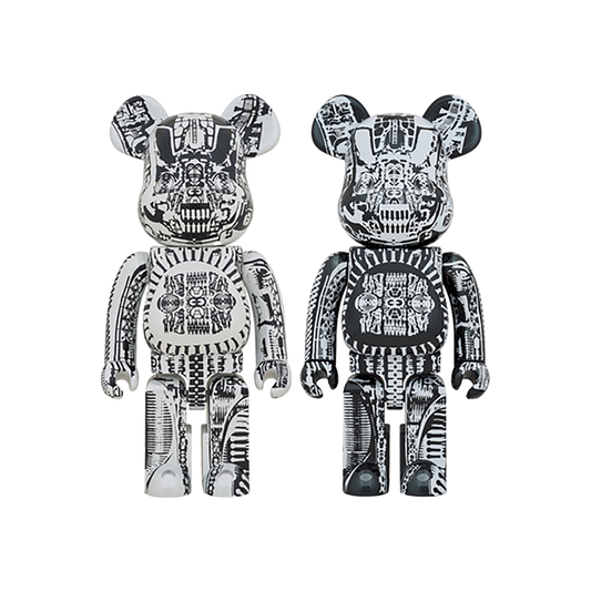 BE@RBRICK H.R.GIGER 1000％ WHITE CHROME Ver.／BLACK CHROME Ver.