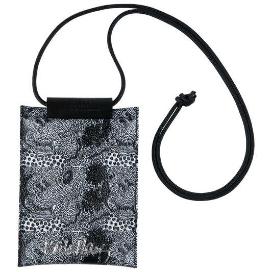MICKEY MOUSE × Keith Haring NECK MINI BAG《2021年10月発売予定》