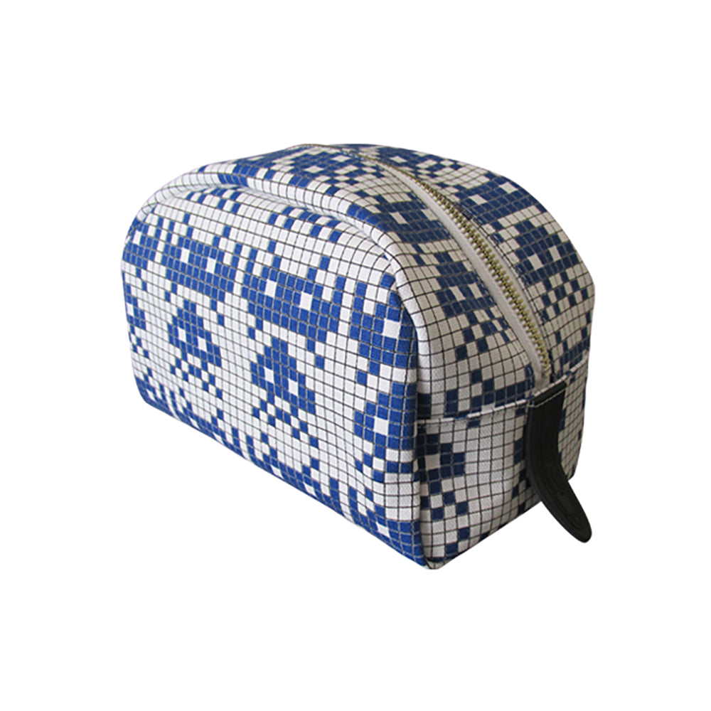 MLE SPACE INVADERSシリーズ TRAVEL POUCH LARGE_0