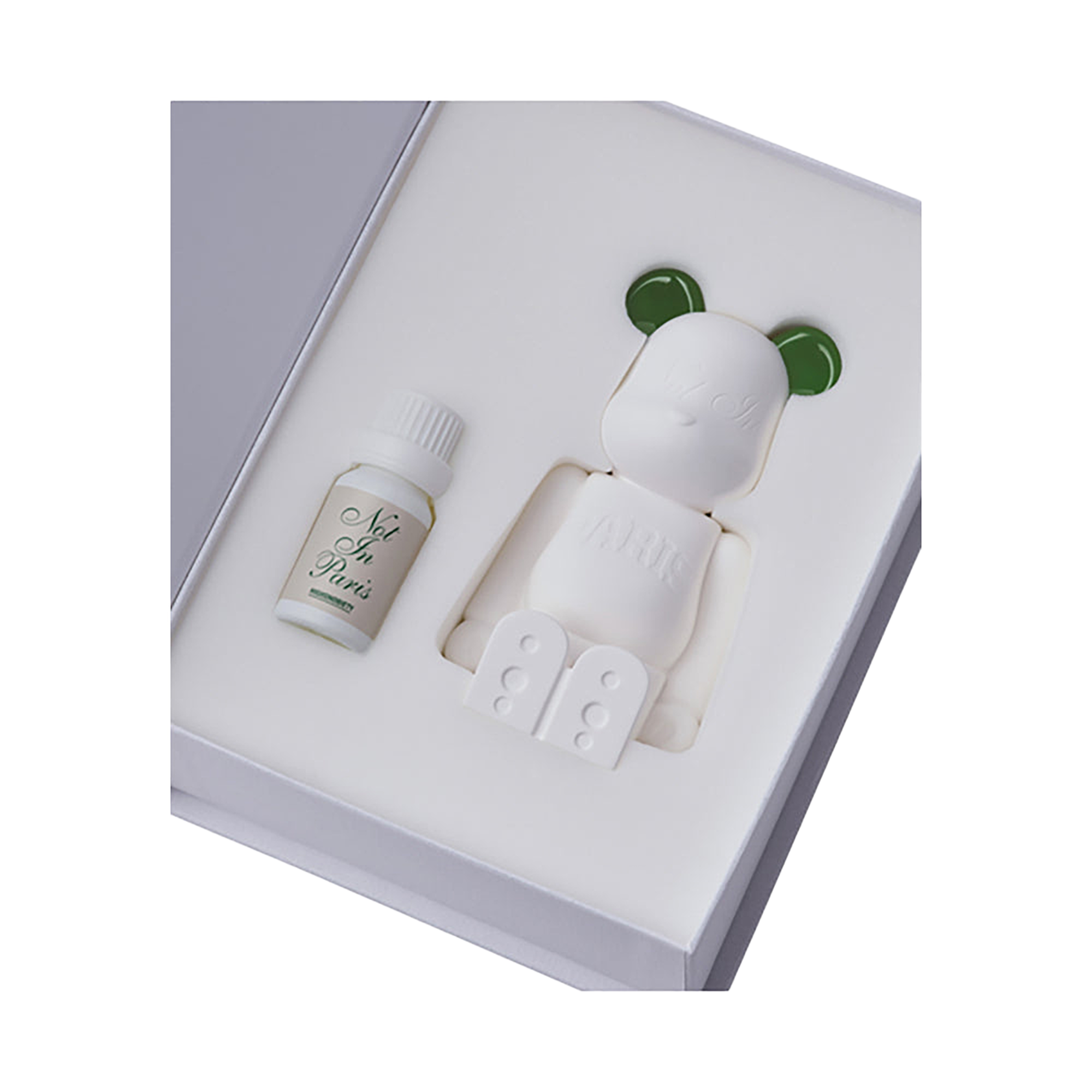 BE@RBRICK AROMA ORNAMENT No.+33 Not in Paris