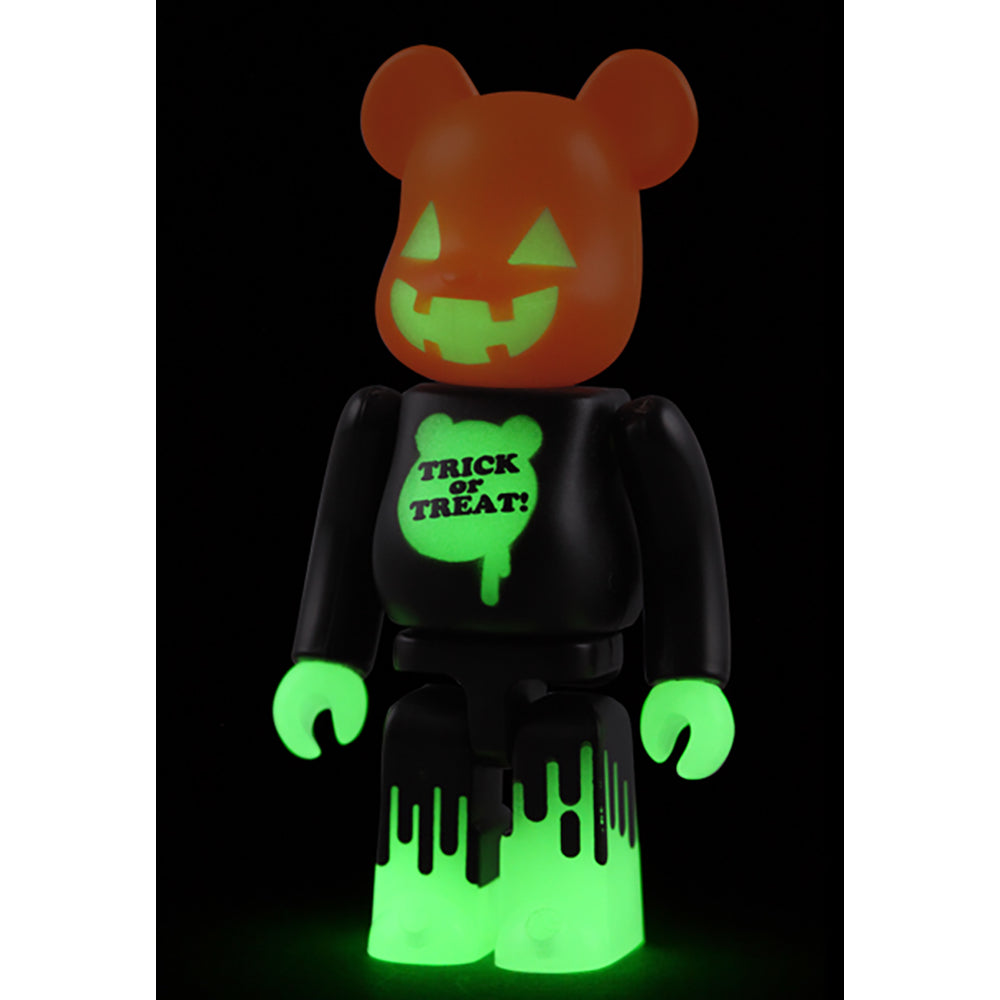 2009 HALLOWEEN BE@RBRICK 100%_1