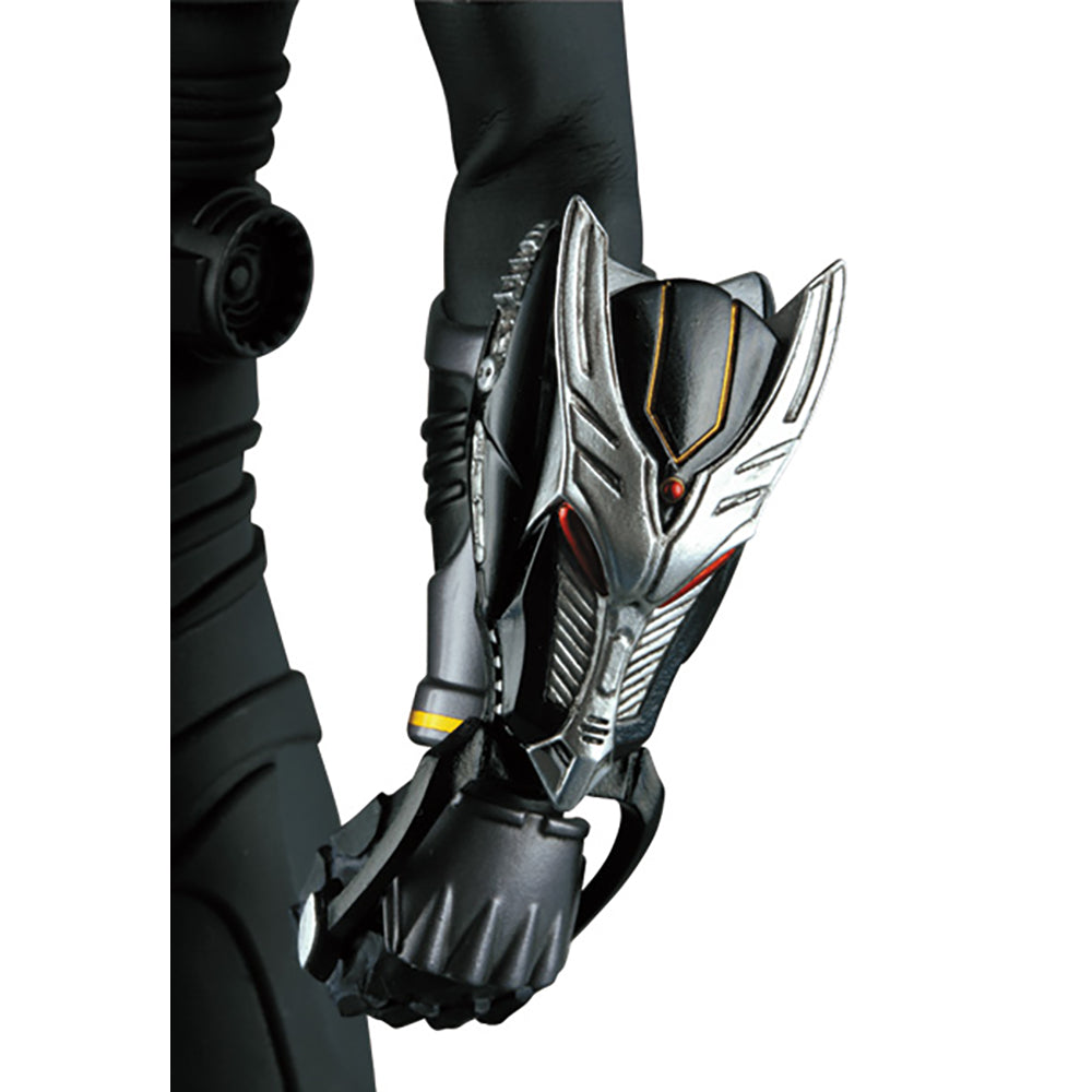 KAMEN RIDER ONYX_3