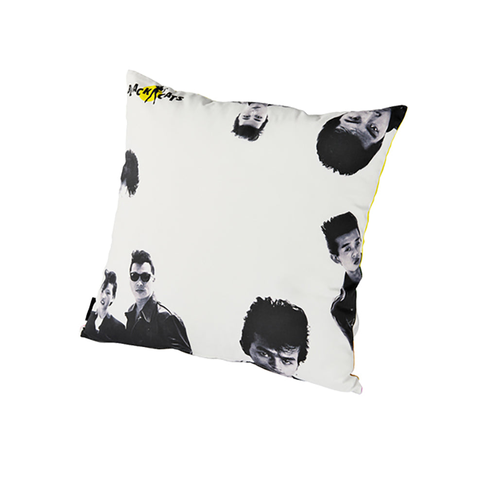 VINYL “BLACK CATS” CUSHION HEAT WAVE_1