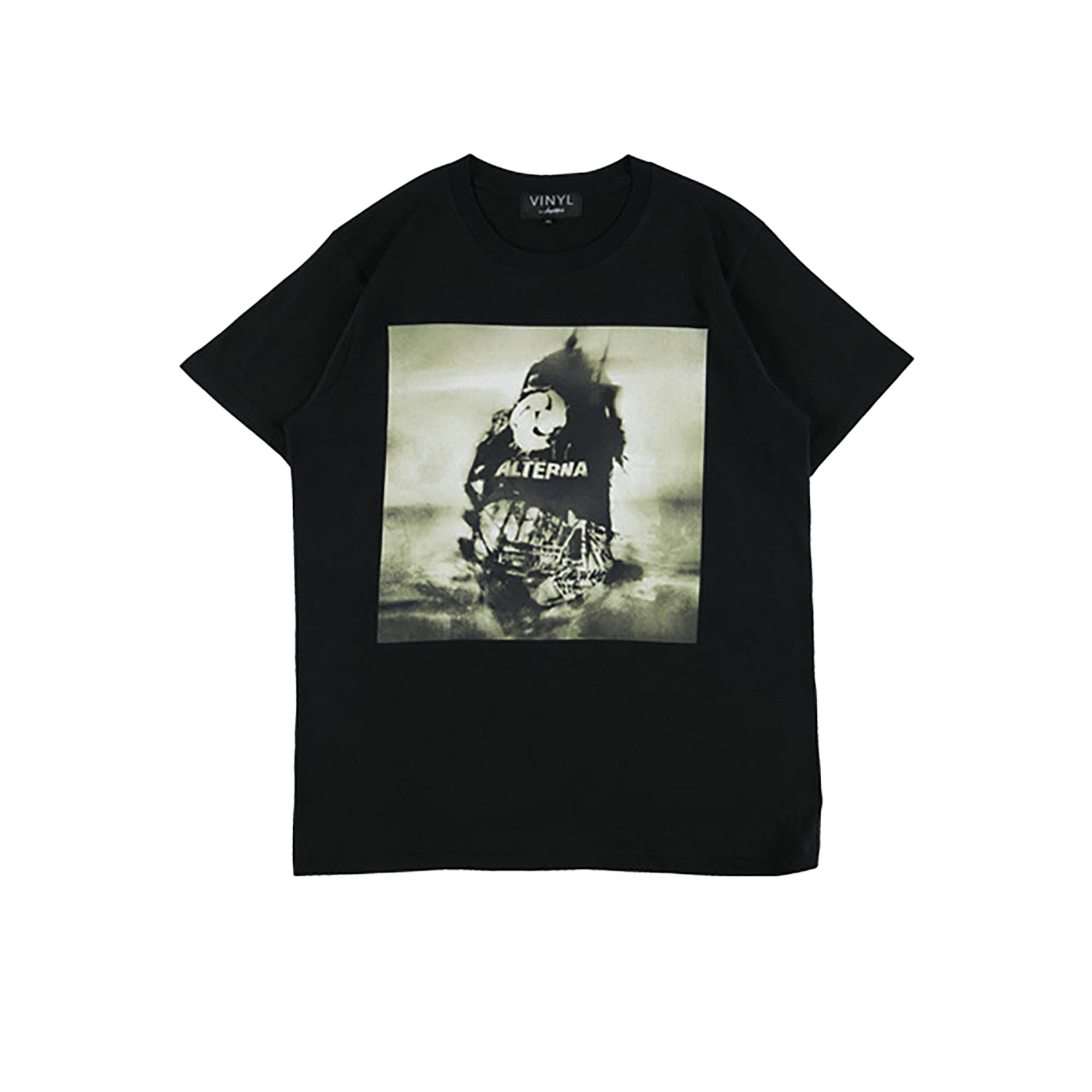 VINYL “RIZE” TEE ALTERNA