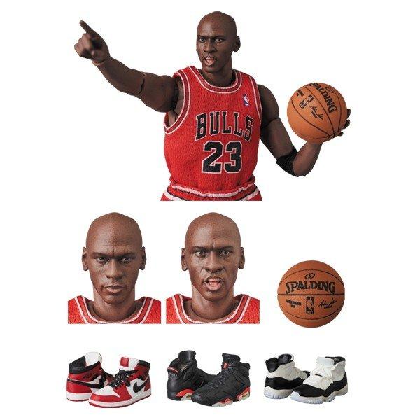 MAFEX Michael Jordan (Chicago Bulls) 