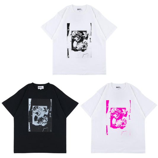 Sync. KOSUKE KAWAMURA TEE "MULTIPLE HANDS"